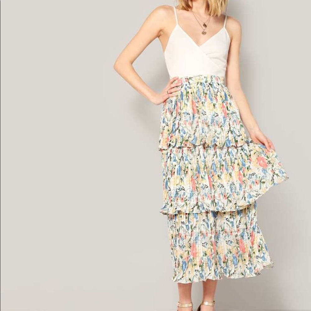 Elastic Waist Floral Layered Pleated Skirt